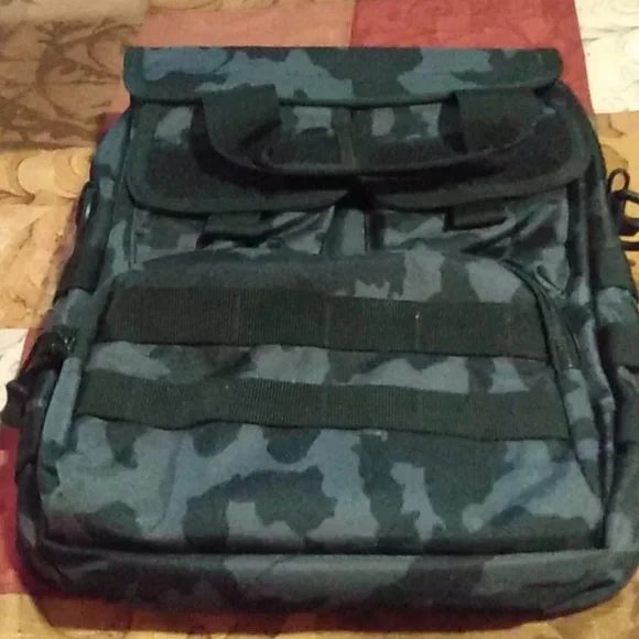 Men's Camouflage Backpack - Picture 3 of 3